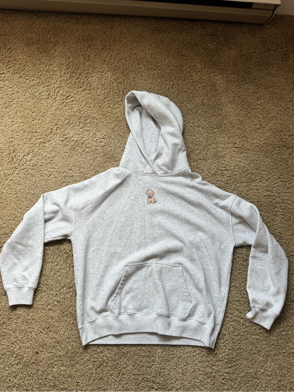 Hollister Embroidered Puppy Light Gray Pullover Hoodie